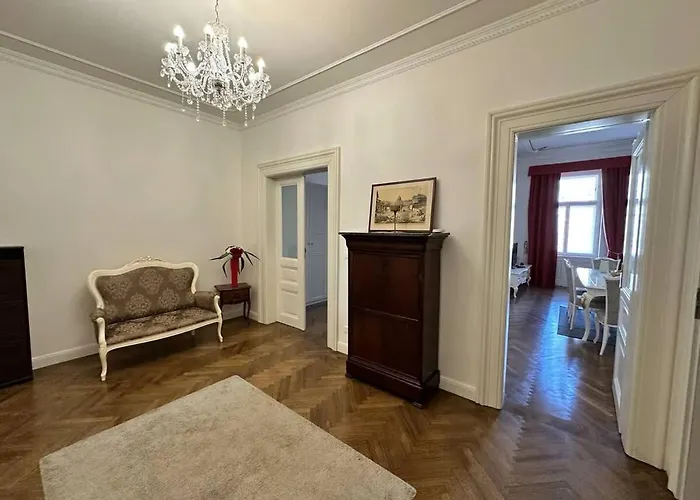 Апартаменты Luxury Flat In Wenceslas Square *